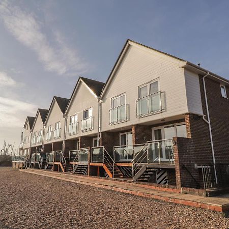 7 Waves Apartment Rye Exterior photo